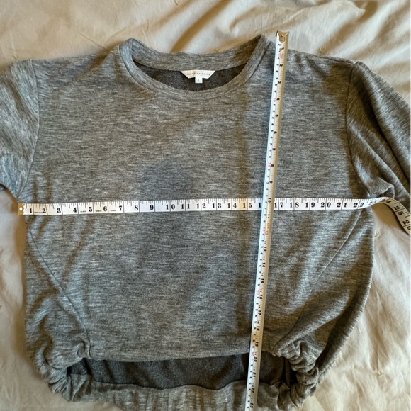 Veronika Maine not just a grey sweatshirt. Australian designer. Size L fits M - Picture 5 of 7